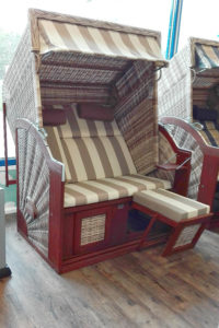 Strandkorb "Classic-XL-422" SUN PE seashell, Dessin 422, Hartholz mittelbraun gebürstet, Kissenausstattung statt 899,- € jetzt nur 759,- €